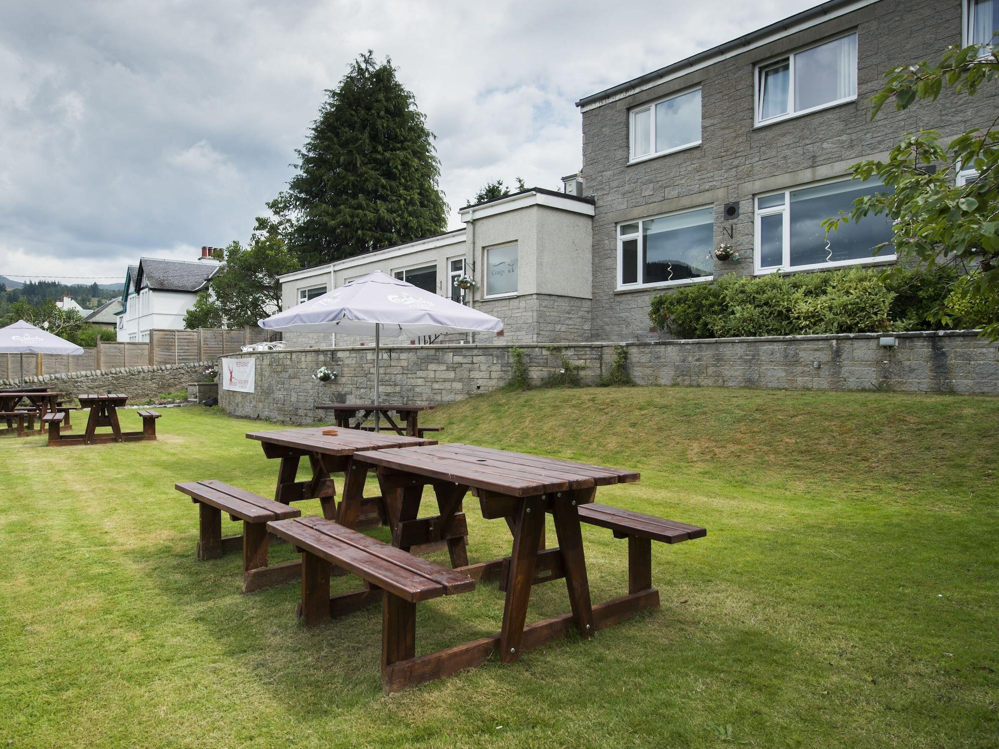 Craigvrack Hotel & Restaurant Pitlochry Exterior photo